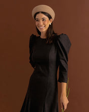 Cargar imagen en el visor de la galería, Vestido cuadros vuelo