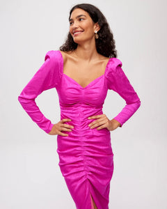 Vestido magenta drapeado