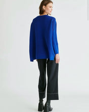 Cargar imagen en el visor de la galería, Jersey azulón canalé
