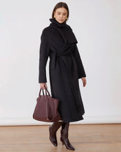 Cargar imagen en el visor de la galería, Abrigo cuello especial