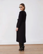 Cargar imagen en el visor de la galería, Vestido plisado combi