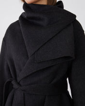 Cargar imagen en el visor de la galería, Abrigo cuello especial