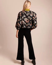 Cargar imagen en el visor de la galería, Torerita bordada