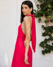 Cargar imagen en el visor de la galería, Vestido halter fresa
