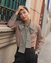 Cargar imagen en el visor de la galería, Camisa lazo vichy