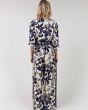 Cargar imagen en el visor de la galería, Pantalón fluido estampado