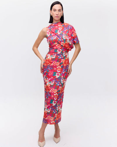 Vestido drapeado capa