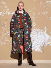 Cargar imagen en el visor de la galería, Abrigo plumón estampado