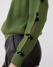 Cargar imagen en el visor de la galería, Jersey punto lazos