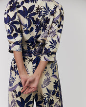 Cargar imagen en el visor de la galería, Camisa fluida estampada