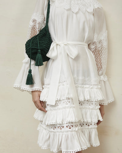 Vestido volantes y encajes